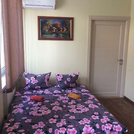 Room In The Guest House Odessa Zewnętrze zdjęcie